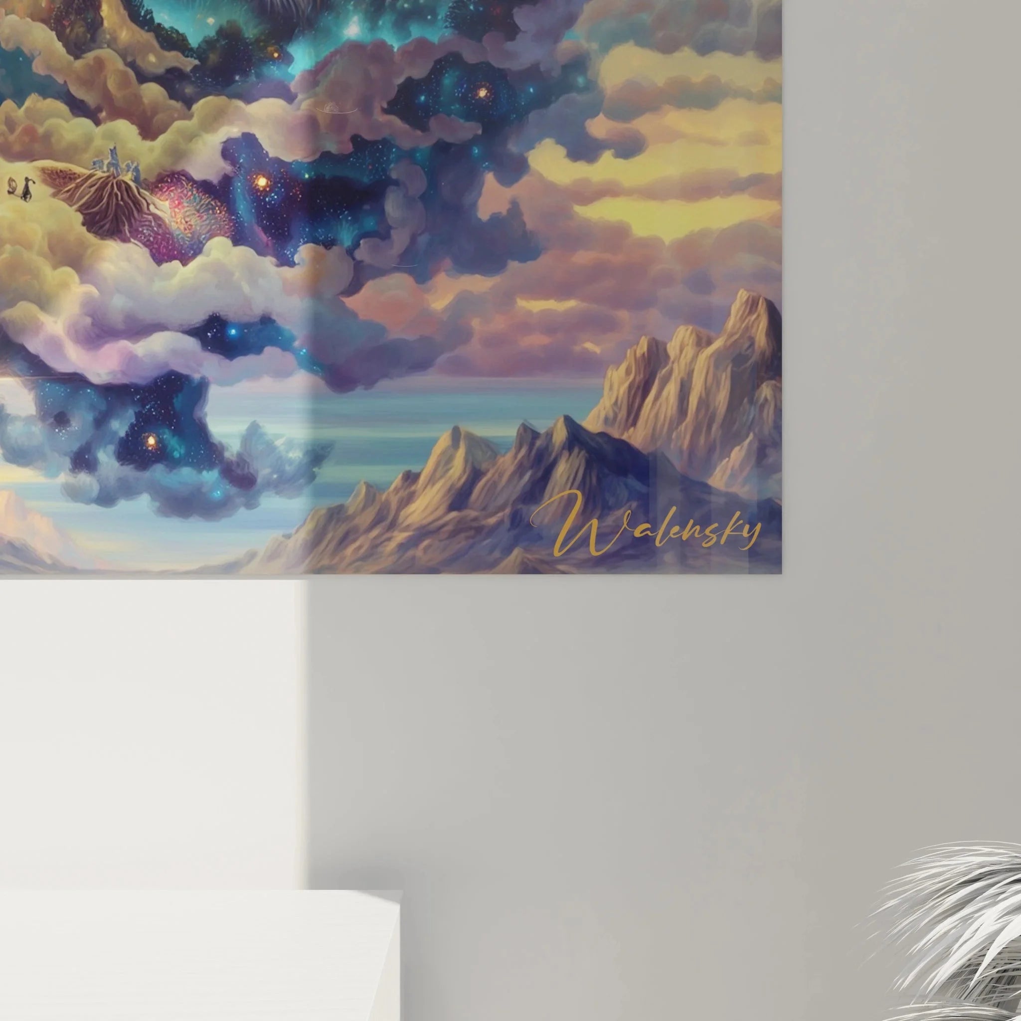 Gesamtansicht Wandbild himmlisches Gesicht - surreale Kunst mit Wolkenformation und Berglandschaft