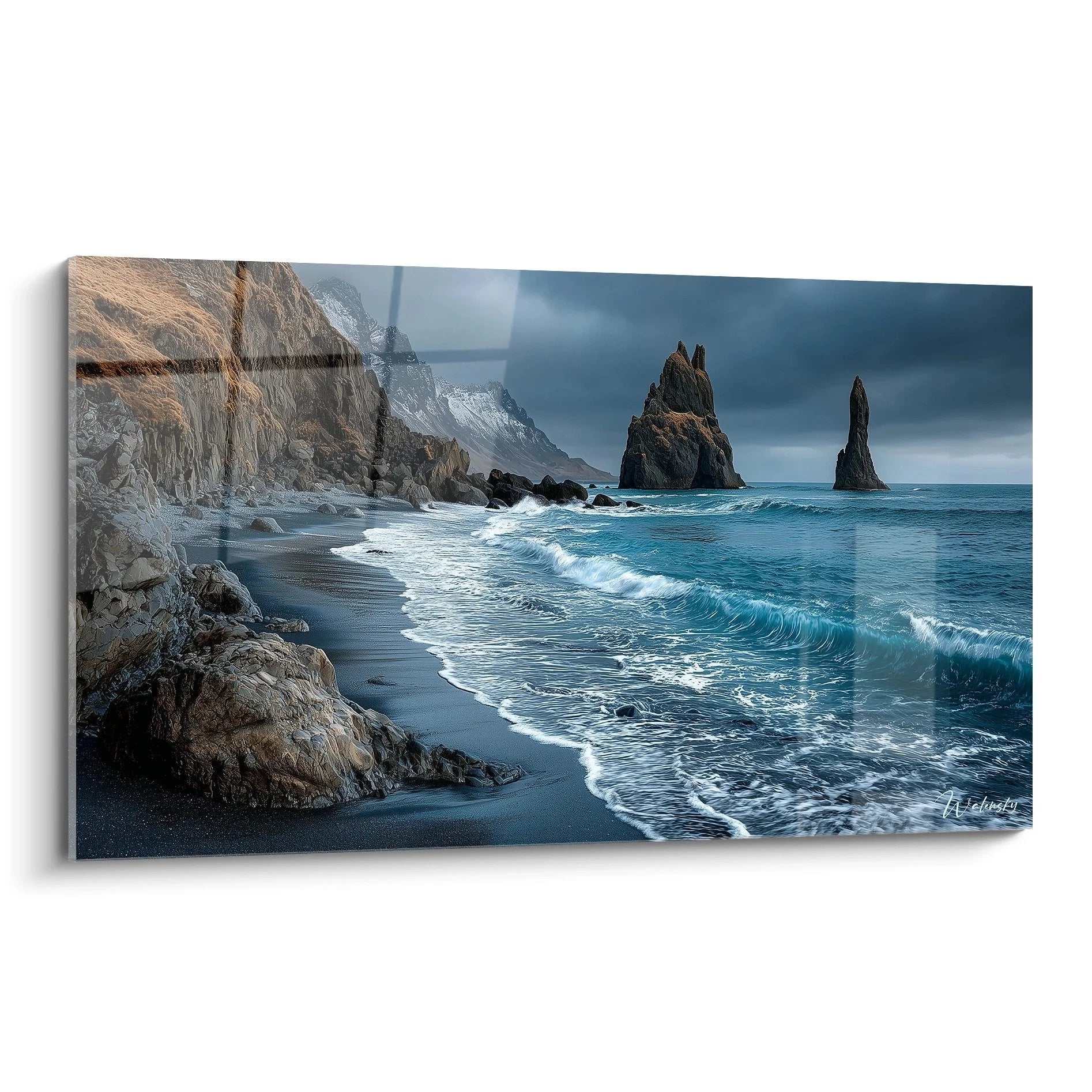 Wandbild Küstenlandschaft Island mit dramatischen Basaltfelsen und stürmischer See - Premium Wanddeko