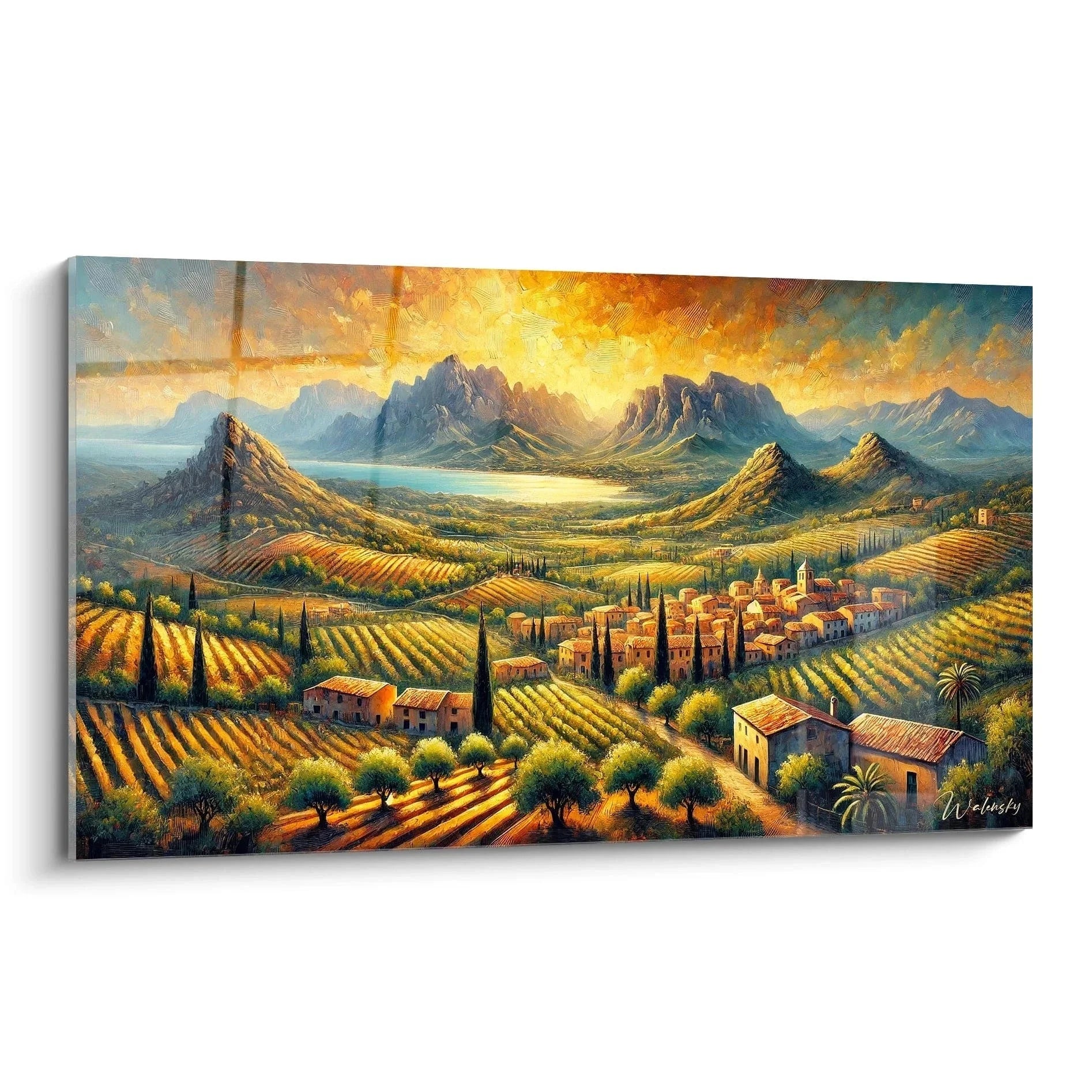 Wandbild spanische Landschaft mit mediterranen Weinbergen und traditionellem Dorf unter goldenem Himmel