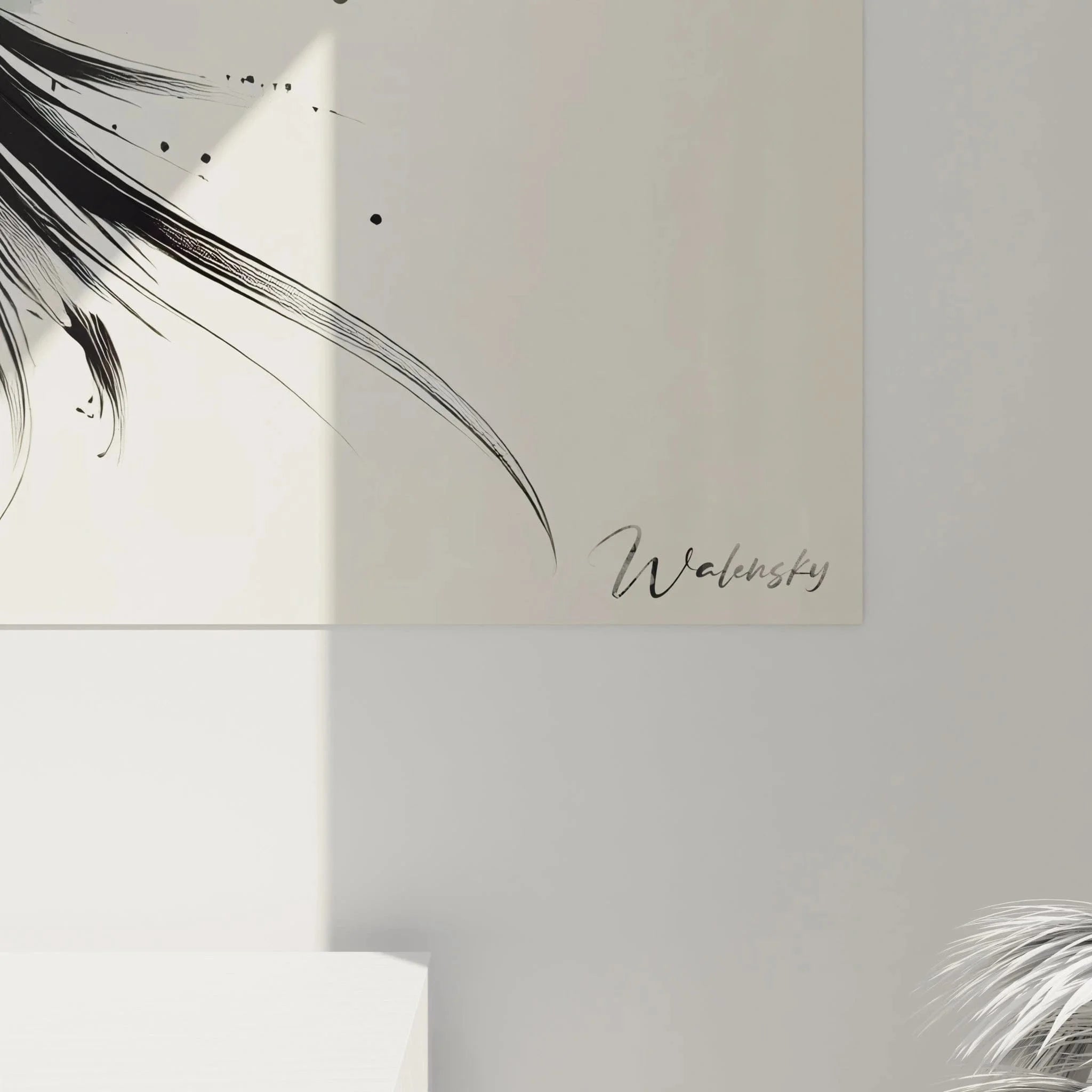 Gesamtansicht abstrakte Kolibri Wandkunst mit minimalistischer Farbpalette