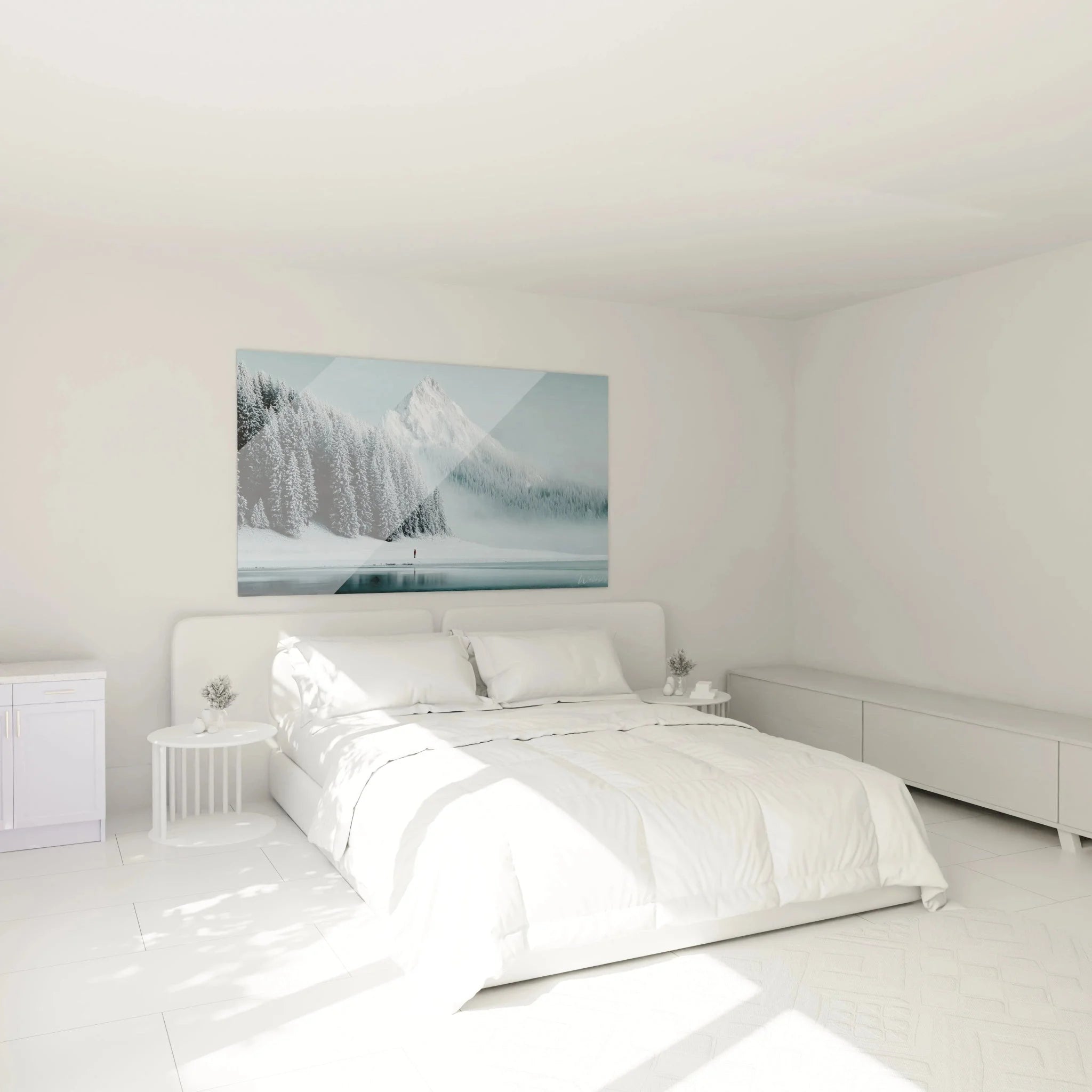 Wandbild Winterlandschaft Bergsee in modernem Schlafzimmer als Winterdeko