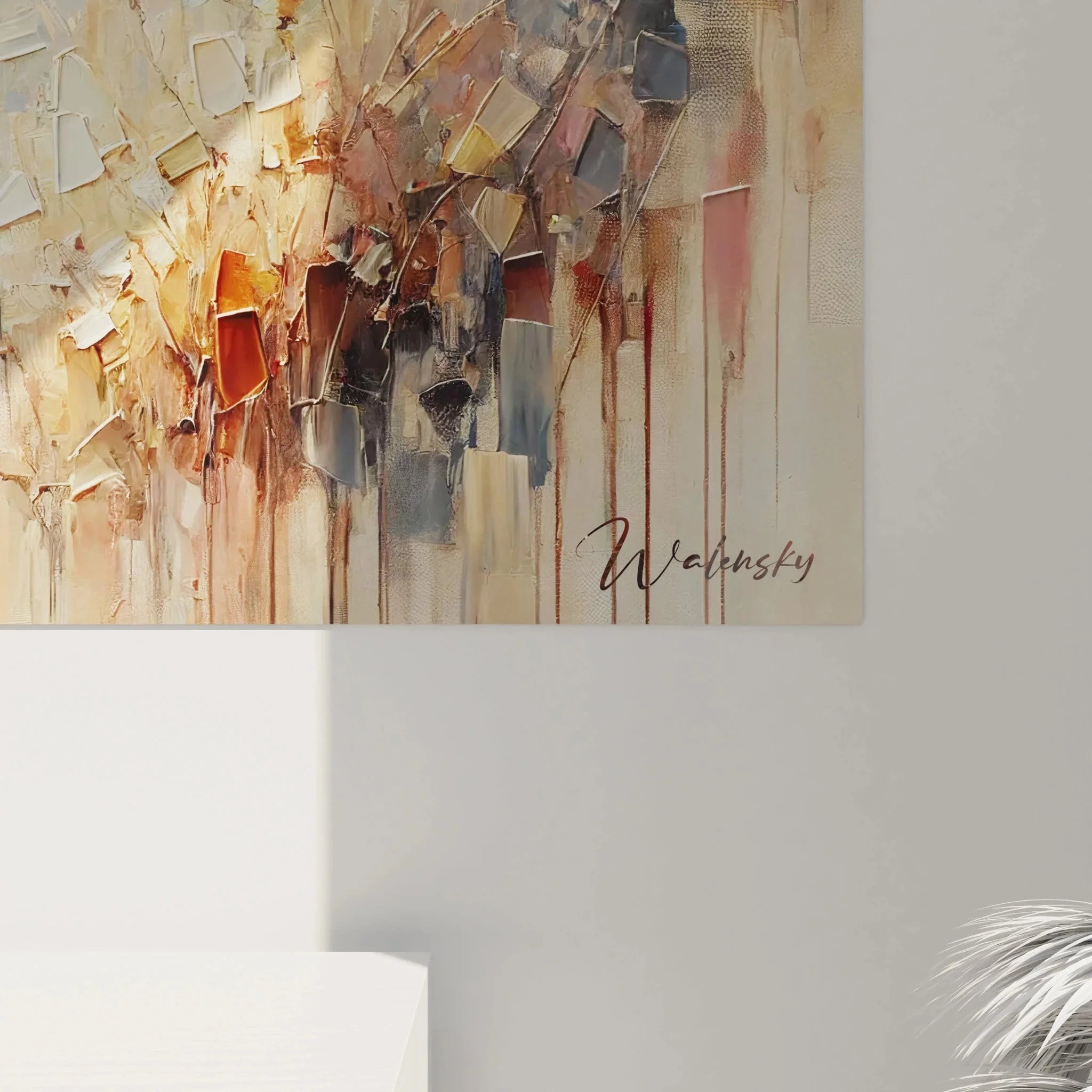 Gesamtansicht des XXL Wandbild Giraffe in modernem Wohnambiente mit Möbeln und Accessoires